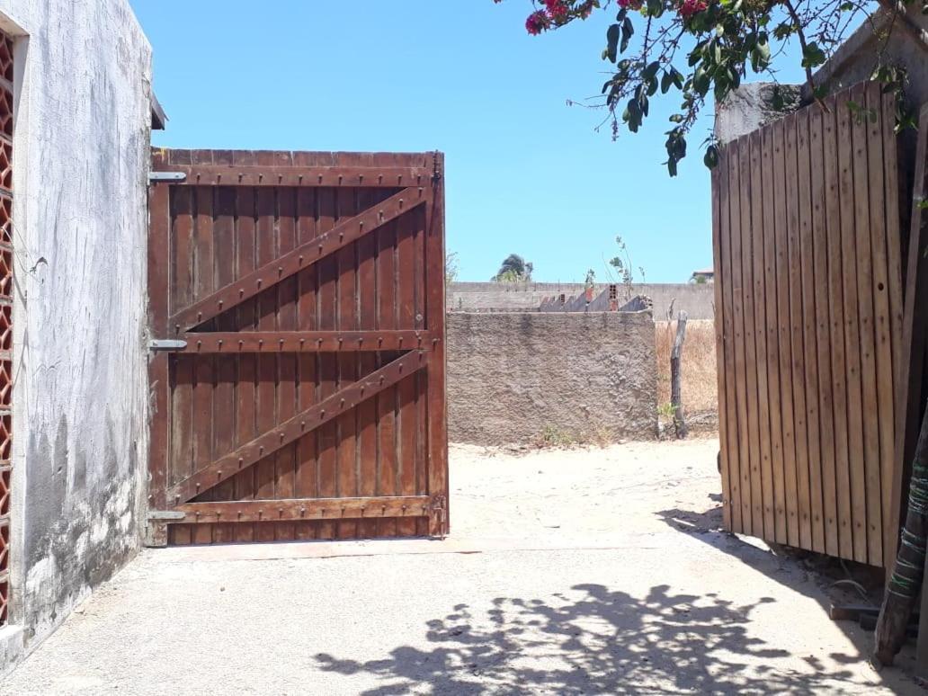 Hospedagem Da Keila Matos Aracati Luaran gambar